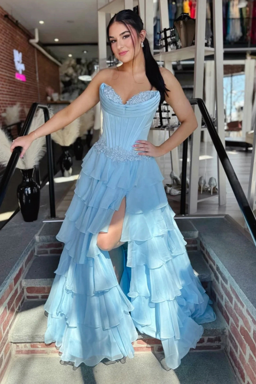 Modest A-Line Strapless Two Tone Tiered Split Party Prom Dress