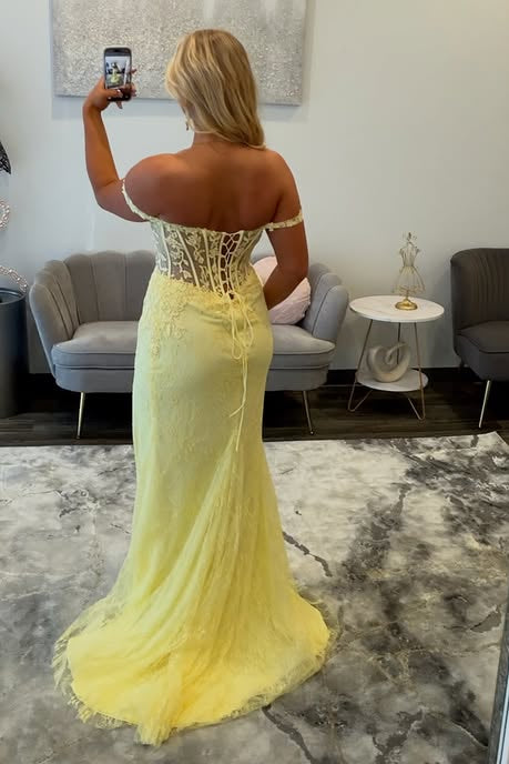 Off-Shoulder Lace Empire Mermaid Party Prom Dress With Slit 