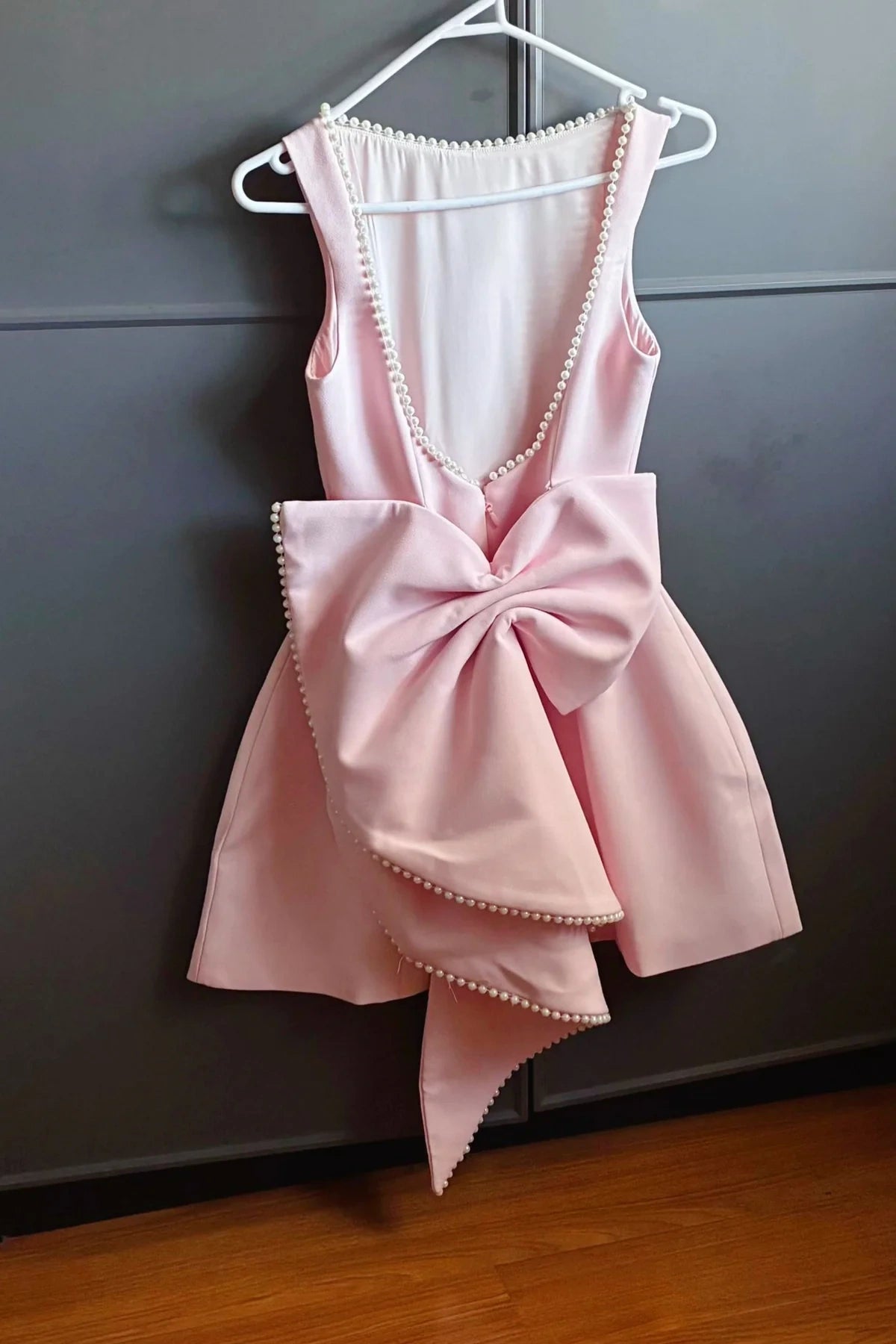 Pearl Round Backless Satin A-Line Short Party Homecoming Dress