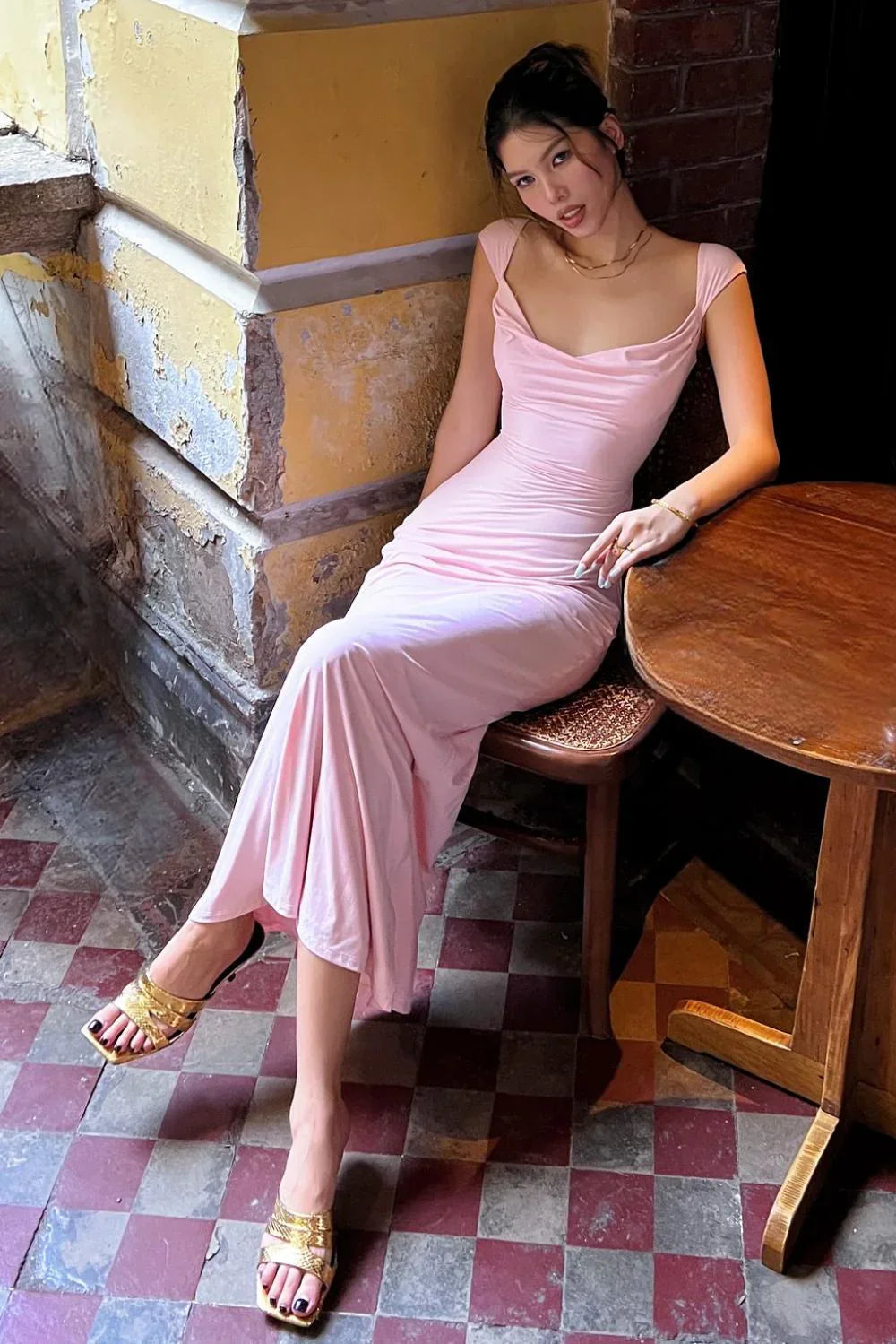 Pink Cap Sleeves Low Neckline Open Back Sheath Party Prom Dress