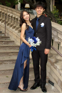 Popular Satin Sheath V-Neck Sleeveless Beaded Party Prom Dress