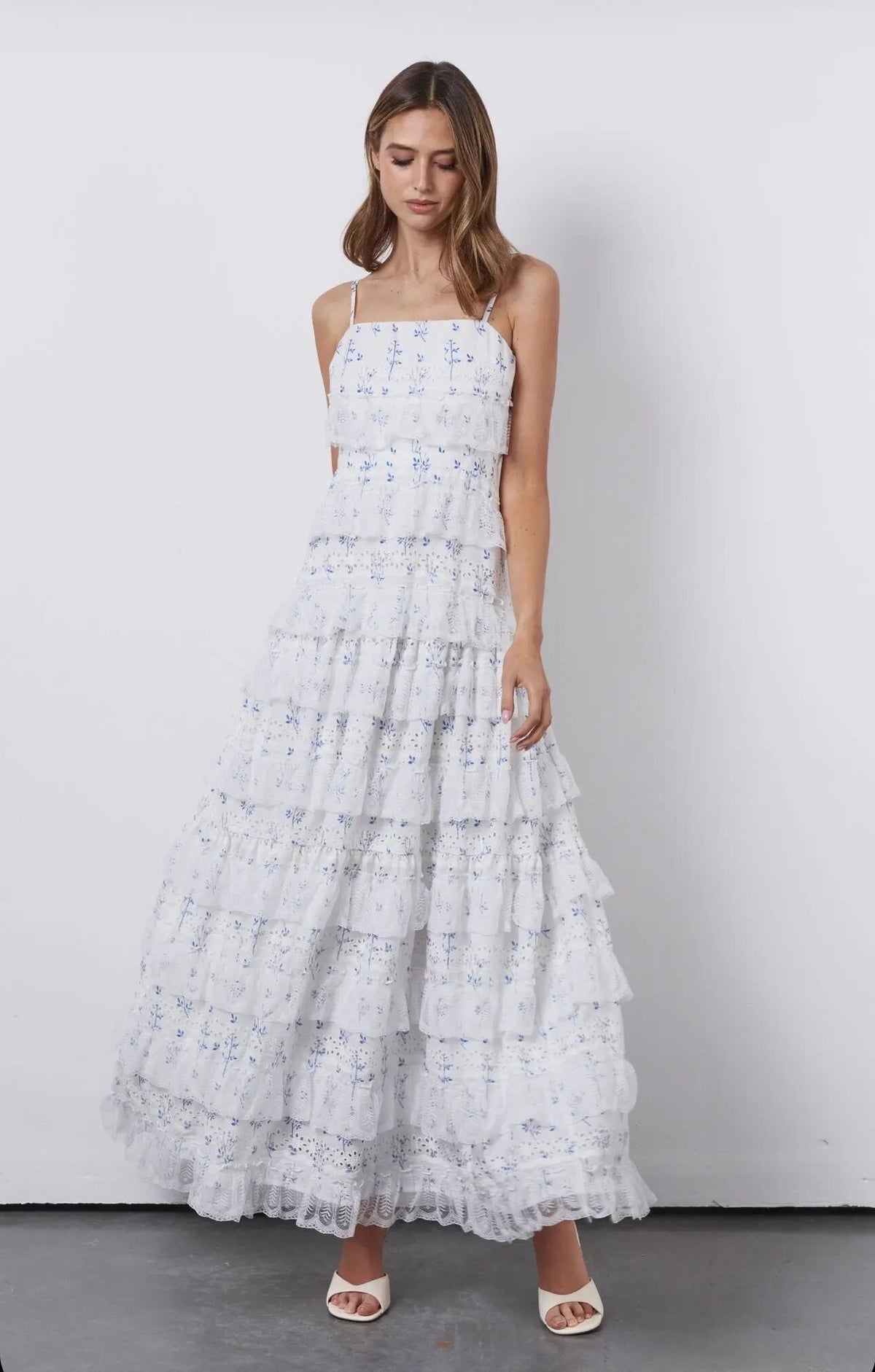 Pretty Square Sleeveless A-Line Tiered Floral Party Prom Dress