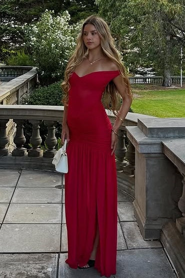 Red Off-Shoulder Sleeveless Chiffon A-Line Party Prom Dress