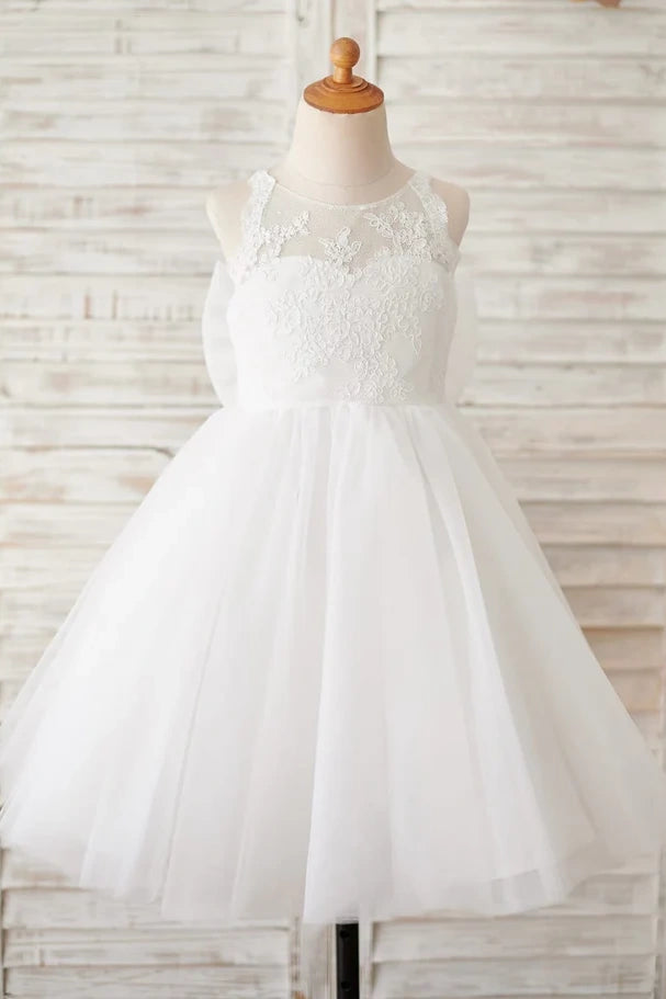 Round Backless A-Line Tulle Flower Girl Dress With Bow