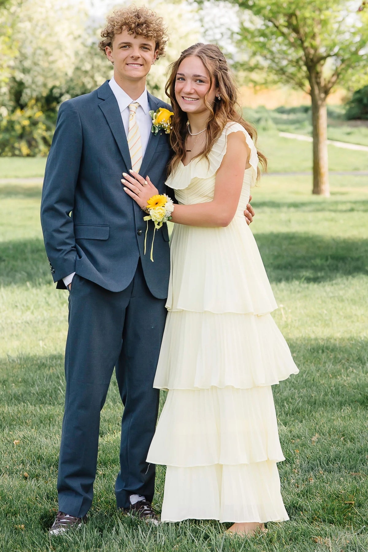 Ruffle Off-Shoulder A-Line Tiered Pleated Party Prom Dress