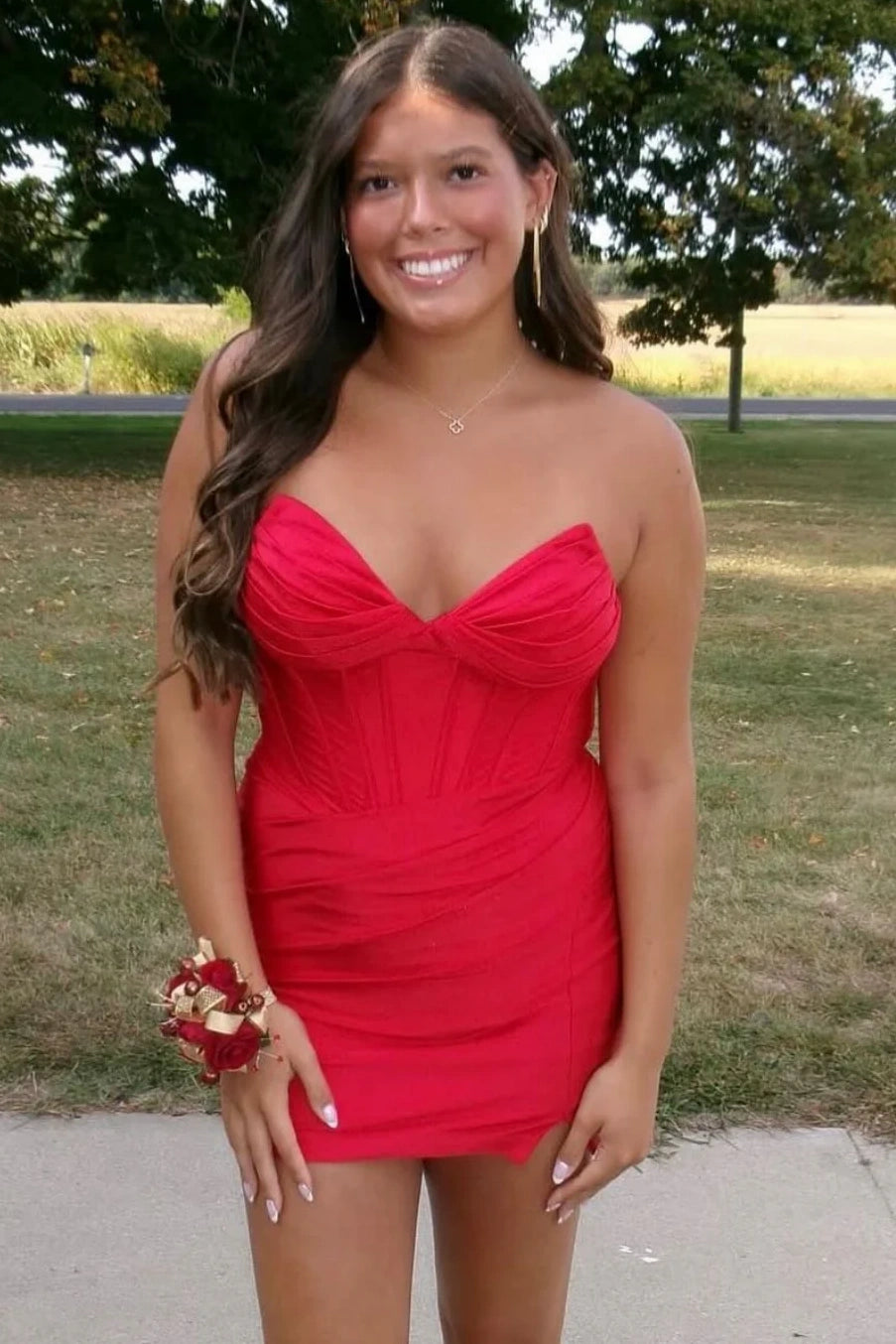 Sexy Red Satin Bodycon Ruched Empire V-Neck Mini Homecoming Dress