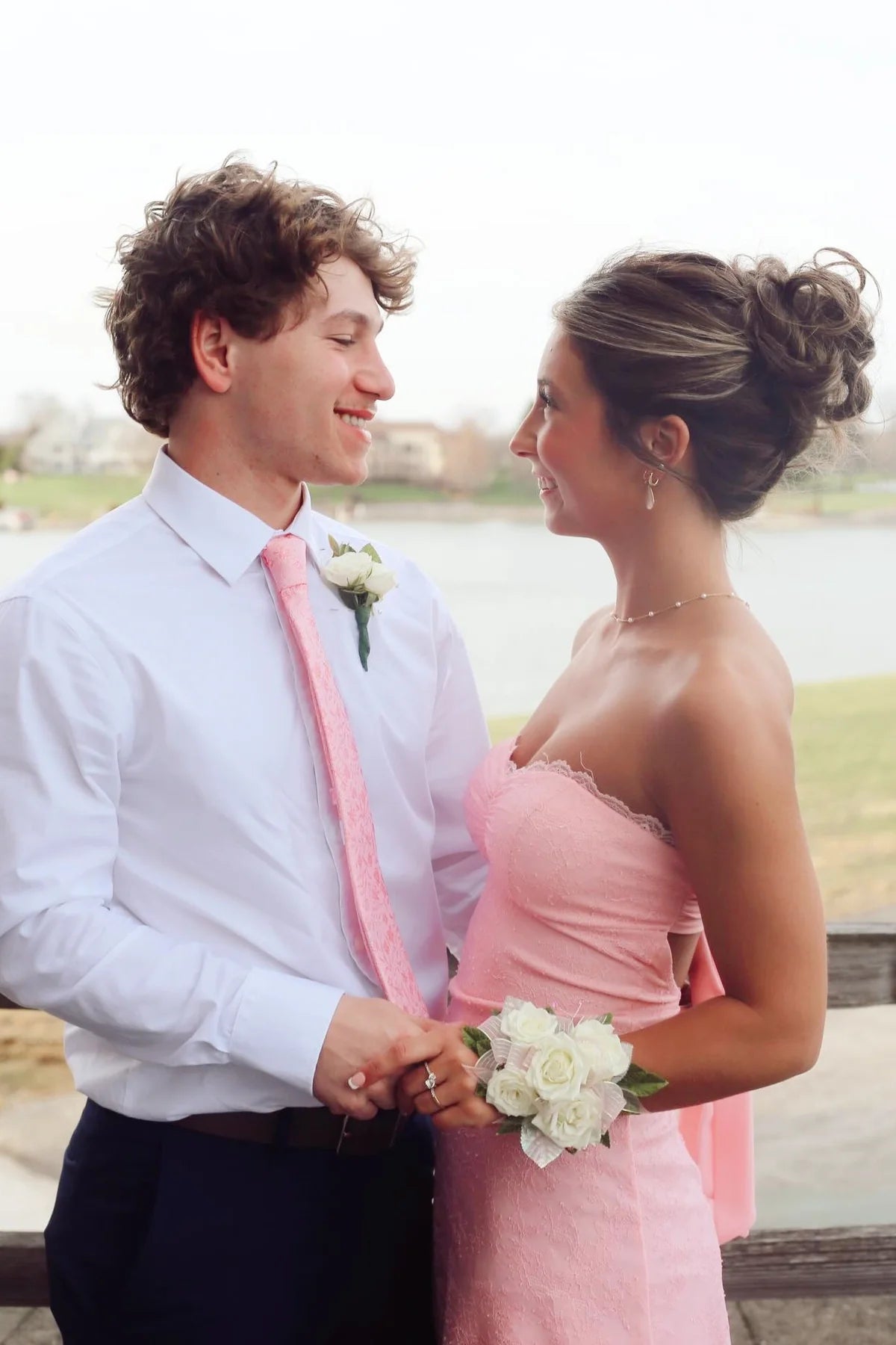 Sweetheart Lace-Up A-Line Lace Short Homecoming Dress