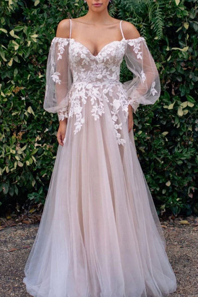 Sweetheart Long Sleeves Tulle A-Line Appliques Wedding Dress