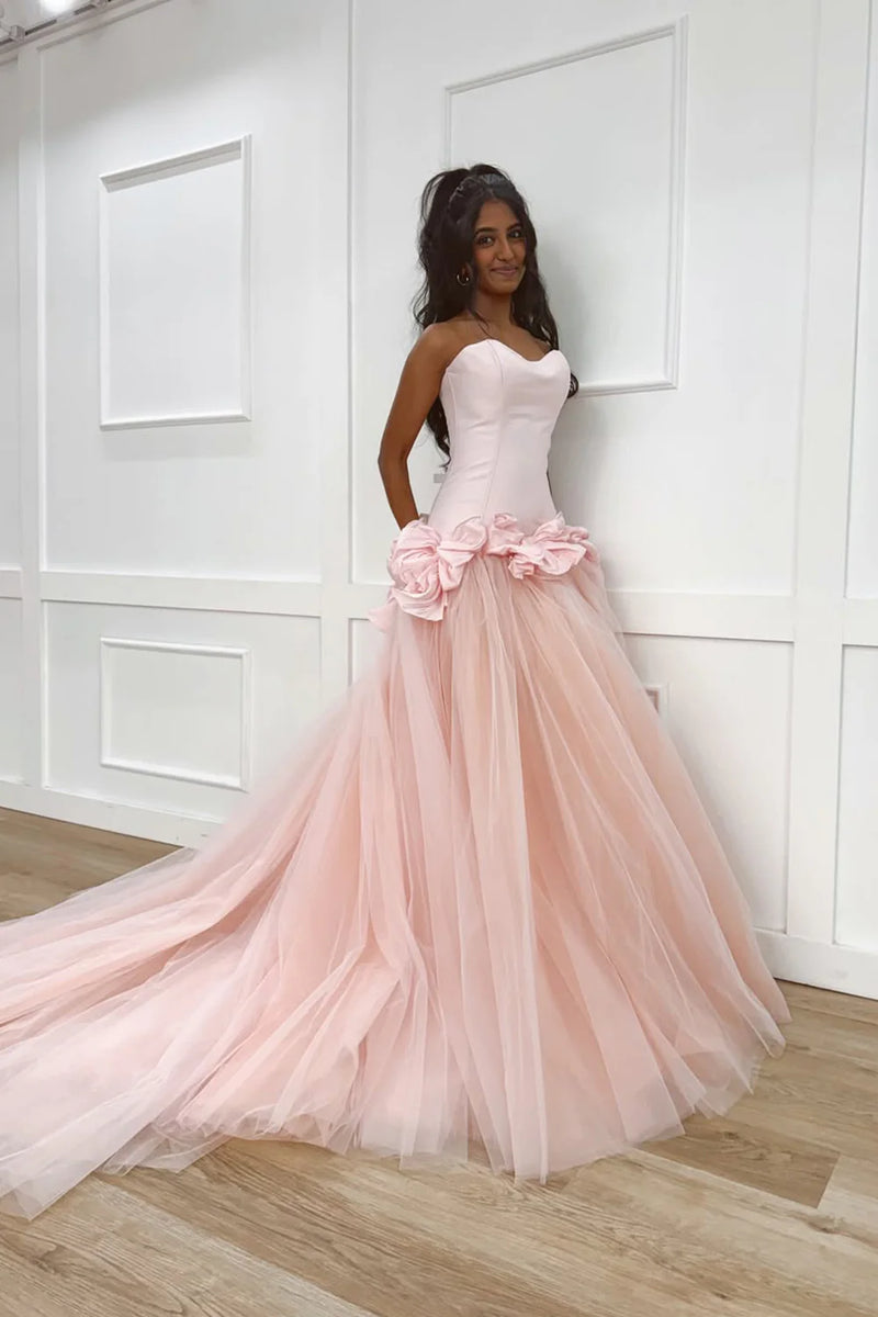 Sweetheart Sleeveless Satin And Tulle Party Prom Dress With Train