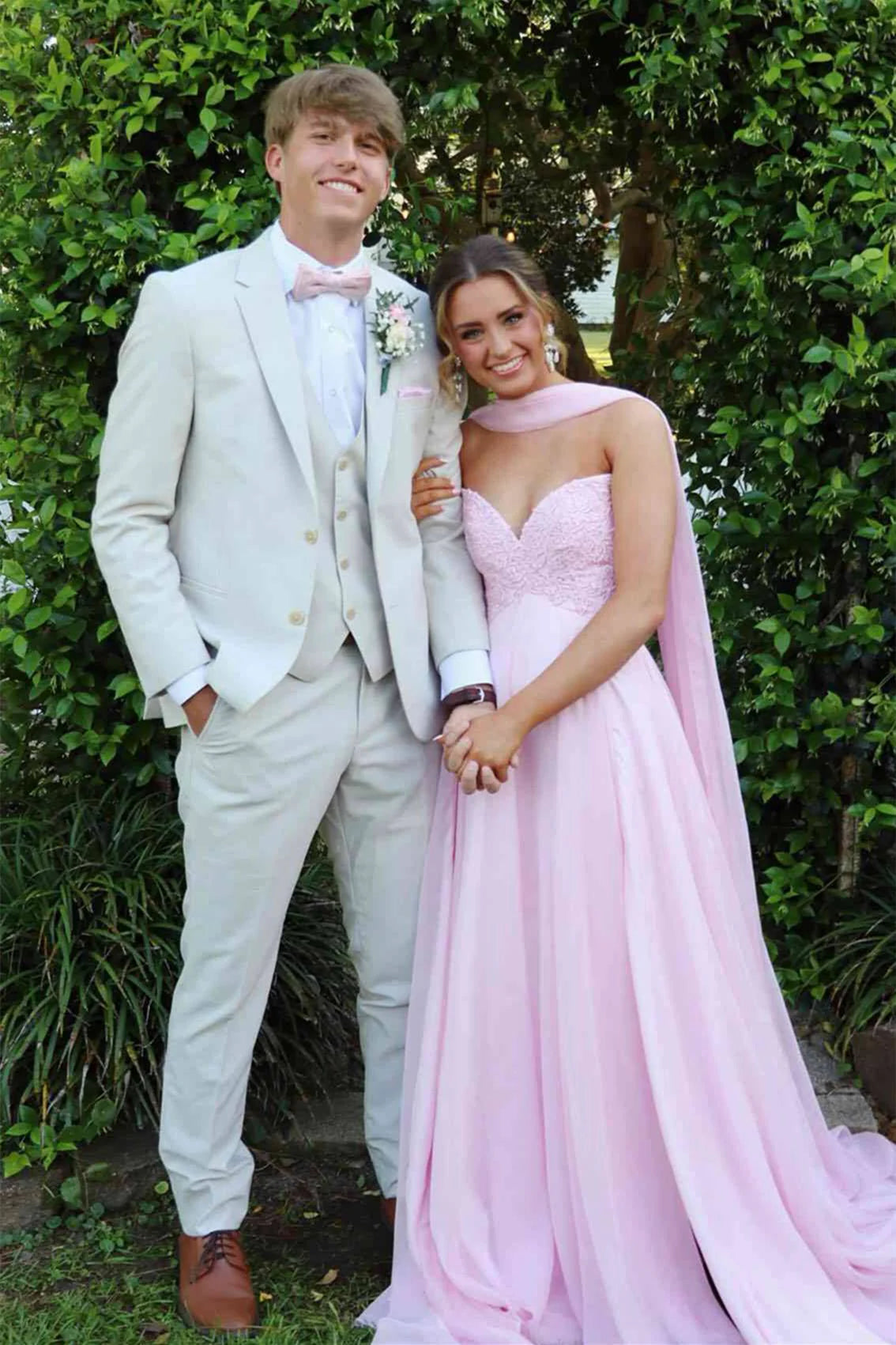 Sweetheart Strapless Chiffon A-Line Party Prom Dress With Appliques 