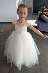 Tulle A-Line Cap Sleeves V-Back Flower Girl Dress With Appliques 