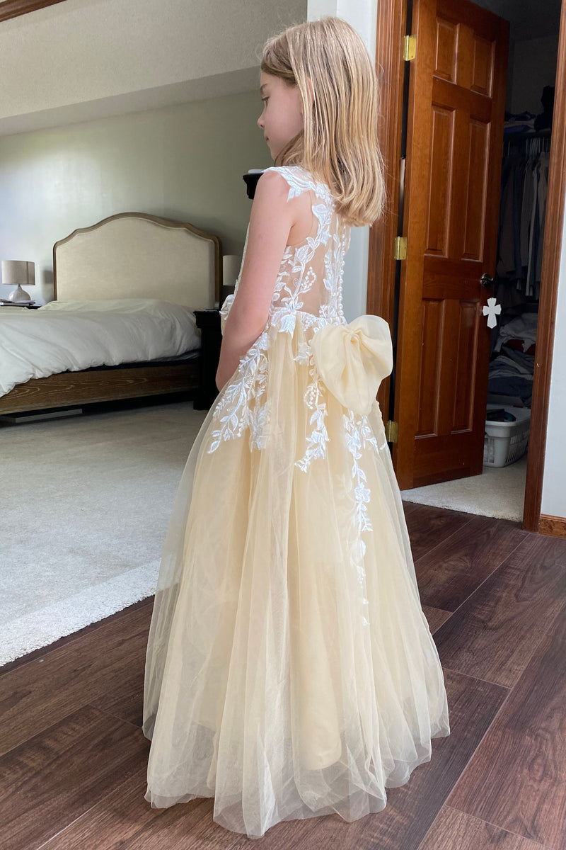 Tulle A-Line Lace Appliques Long Flower Girl Dress With Bow 