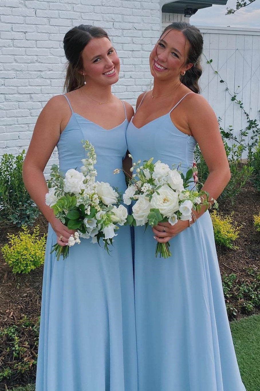 V-Neck Sleeveless Chiffon A-Line Maxi Bridesmaid Dress