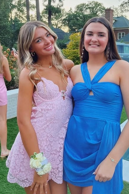 V-Neck Sleeveless Open Back Lace A-Line Mini Homecoming Dress