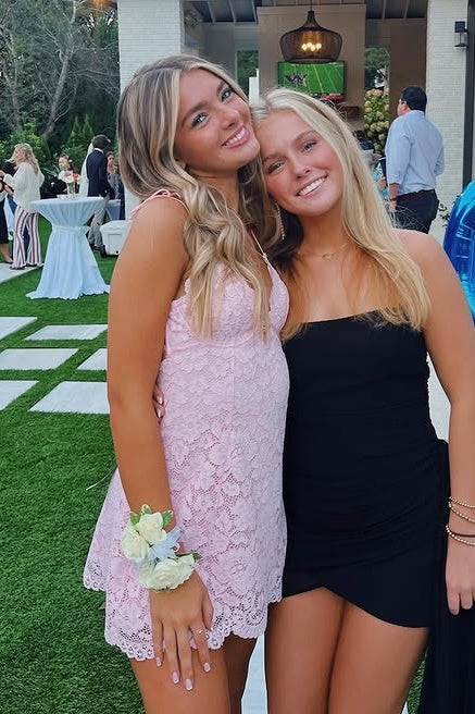 V-Neck Sleeveless Open Back Lace A-Line Mini Homecoming Dress