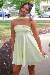 Yellow Chiffon A-Line Strapless Short Homecoming Dress