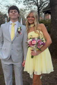 Yellow Chiffon A-Line Strapless Short Homecoming Dress