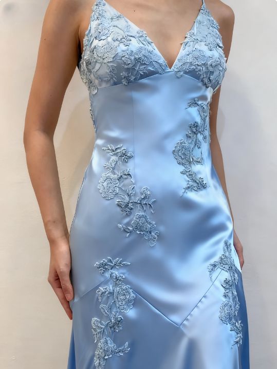 Green V-Neck Appliques Satin Mermaid Party Dress with Open Back