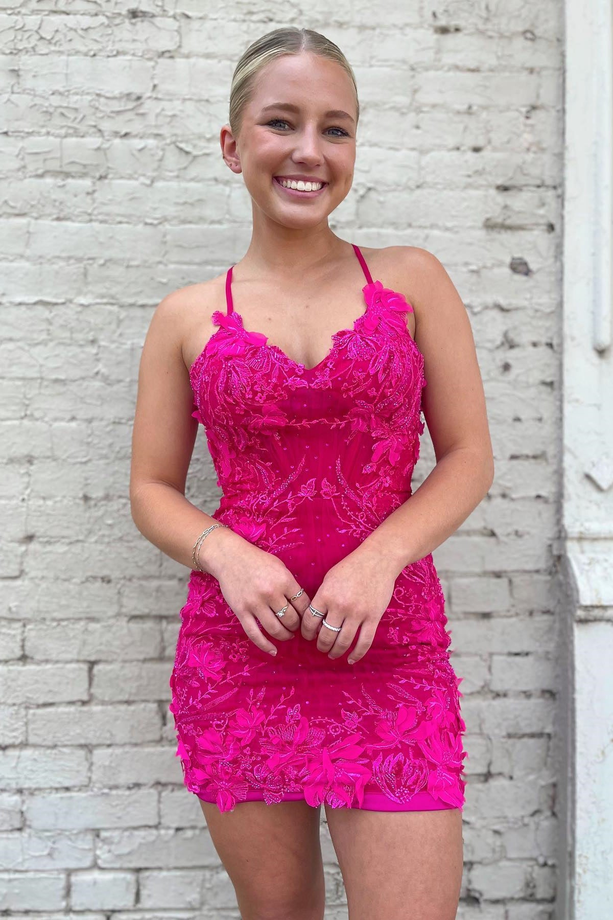 Lace-Up Hot Pink Appliques Bodycon Homecoming Dress