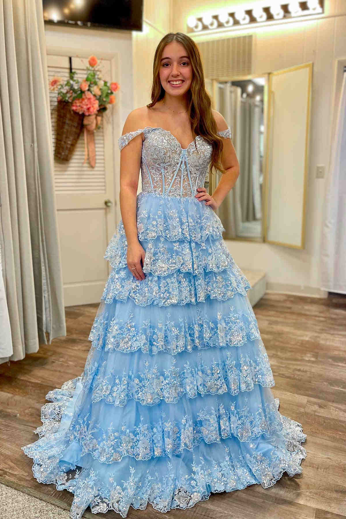 Lace-Up Gold Off the Shoulder Corset Tiered Ball Gown FancyVestido Lace-Up Gold Off the Shoulder Corset Tiered Ball Gown FancyVestido