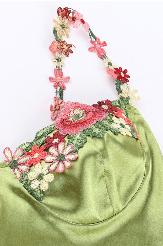 Princess Green Floral Embroidery Maxi Dress FancyVestido Princess Green Floral Embroidery Maxi Dress FancyVestido