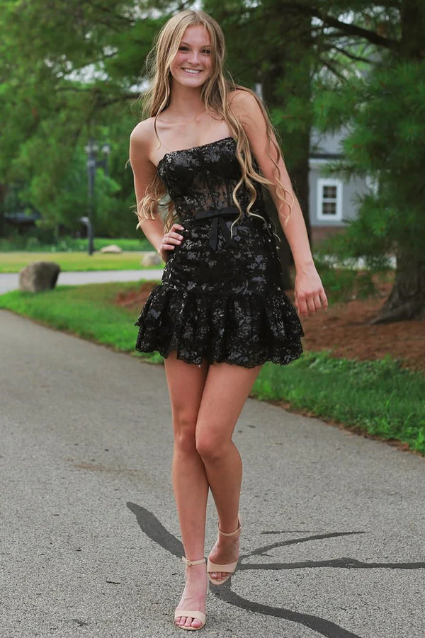 Strapless Lavender Sequin Appliques Short Homecoming Dress with Ruffle Hem