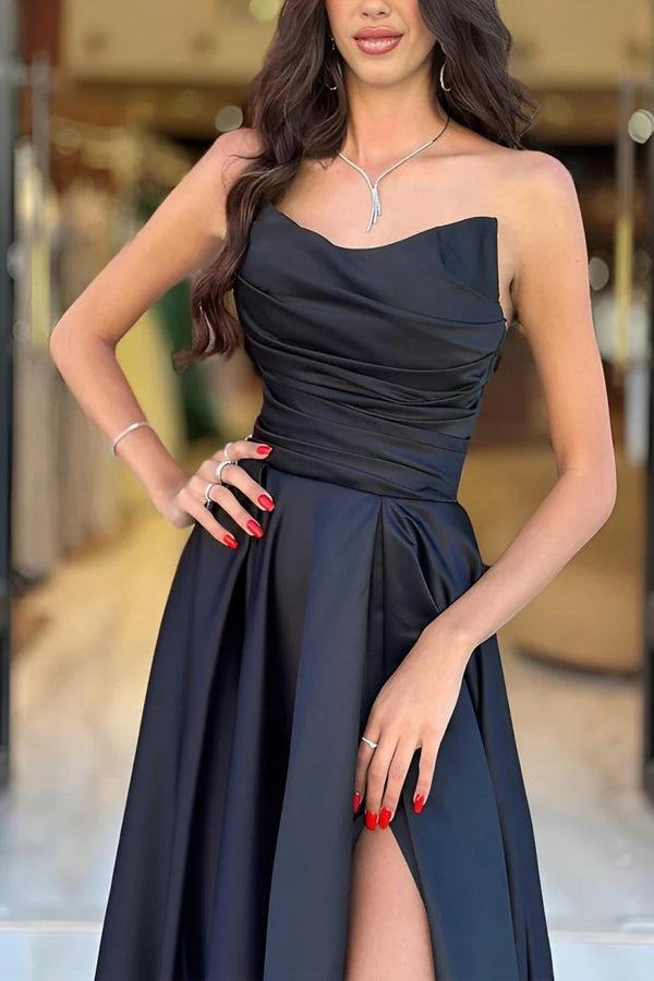 Elegant Black Strapless Pleated A-Line Prom Dress with Slit