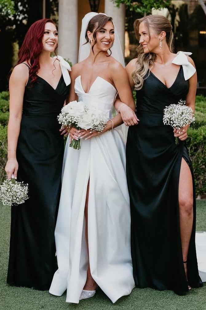 V-Neck Black Pleated Long Bridesmaid Dress with Bow