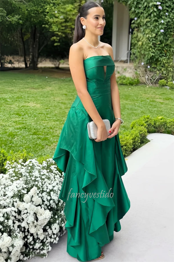 Graceful Strapless Sleeveless Tiered Satin Prom Dress