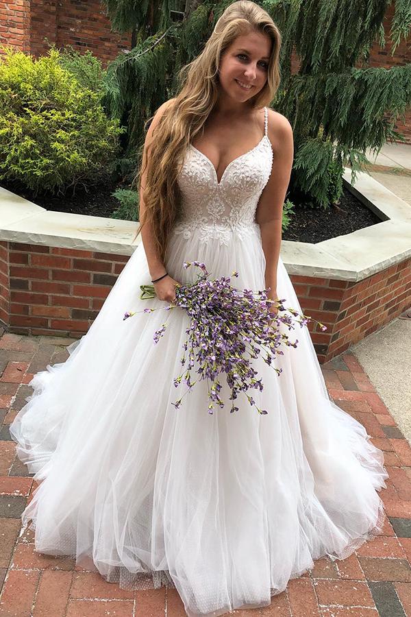 Long A-line Spaghetti Strap White Wedding Dress with Appliques