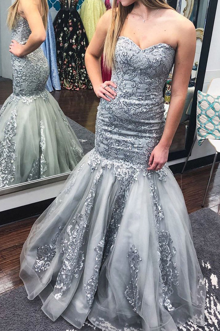 Plus Size Sweetheart Mermaid Silver Long Prom Dress with Appliques