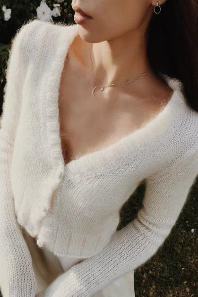 Short White Cardigan with Long Sleeves