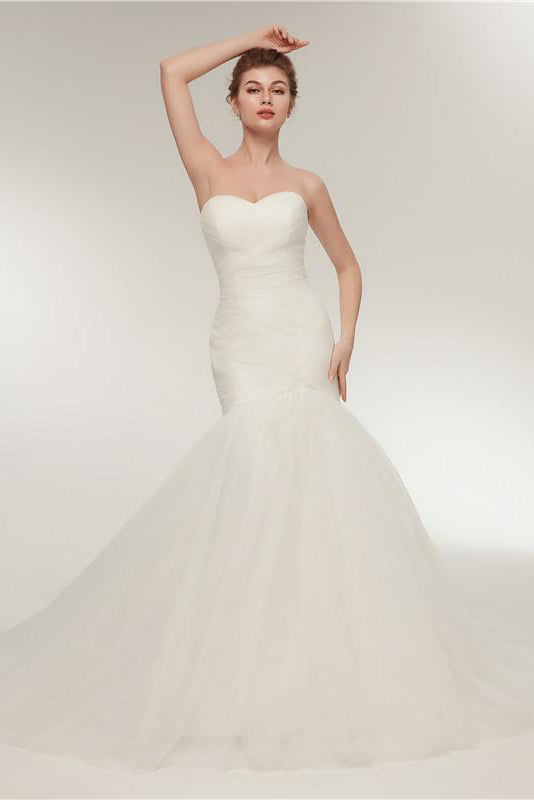 Long Lace-Up Sweetheart Mermaid Ivory Wedding Dress with Train