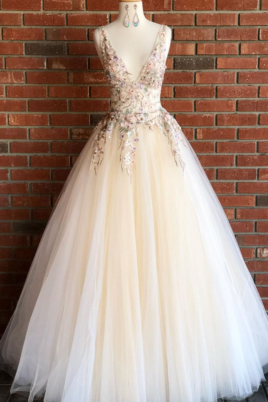 Elegant V Neck Ivory Long Prom Dress with Floral Embroidery FancyVestido Elegant V Neck Ivory Long Prom Dress with Floral Embroidery FancyVestido