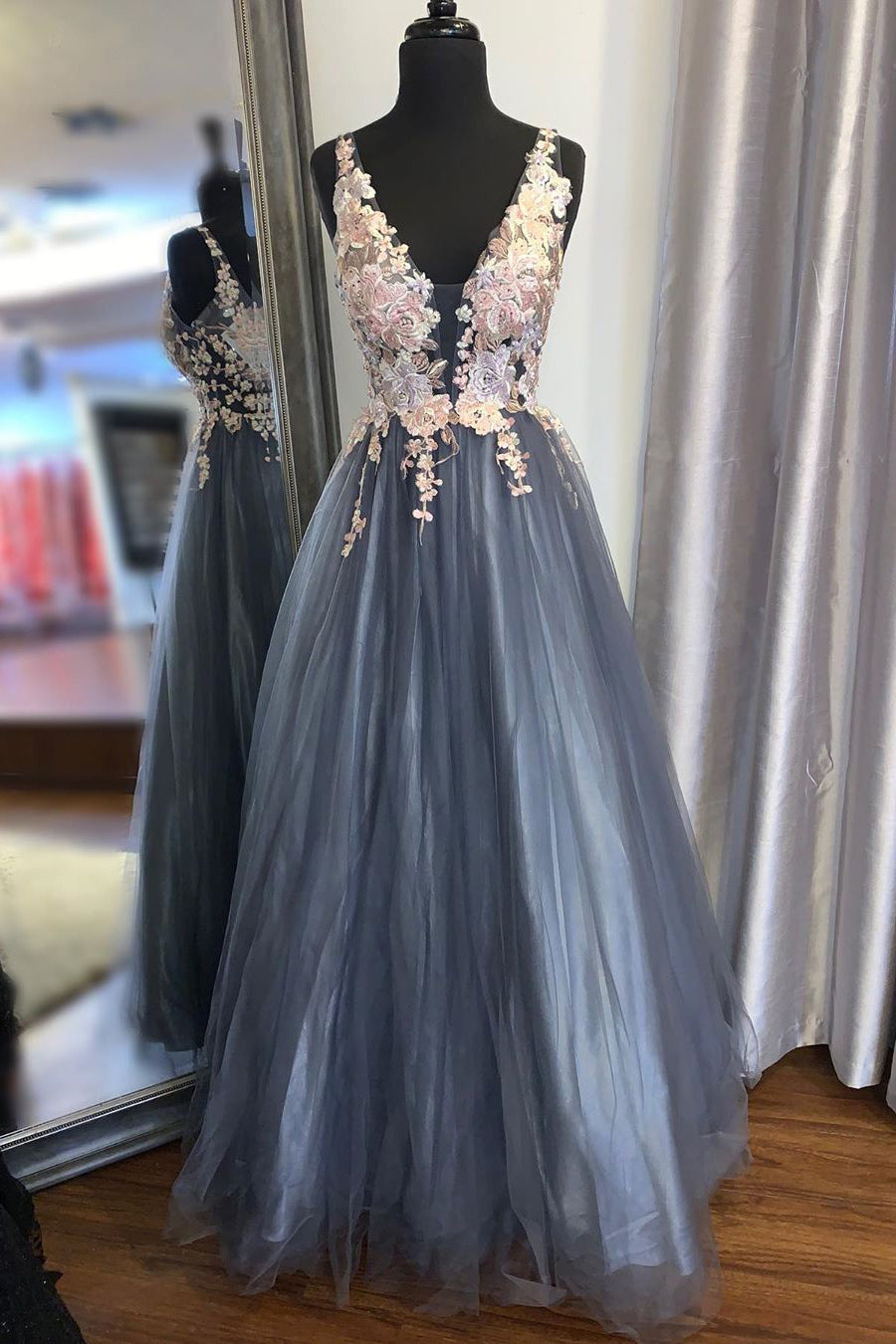 Elegant A-Line Lace Appliques Smoke Blue Long Prom Dress FancyVestido Elegant A-Line Lace Appliques Smoke Blue Long Prom Dress FancyVestido