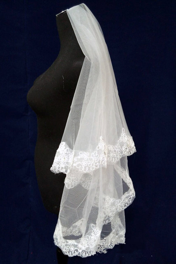 1.5 Meters Lace Appliqued White Bridal Veil