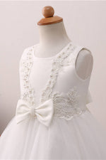 Cute Pearls Toddler White Flower Girl Dress with Bow