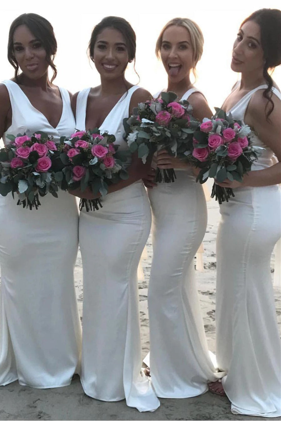 White Long Mermaid V-Neck Bridesmaid Dress