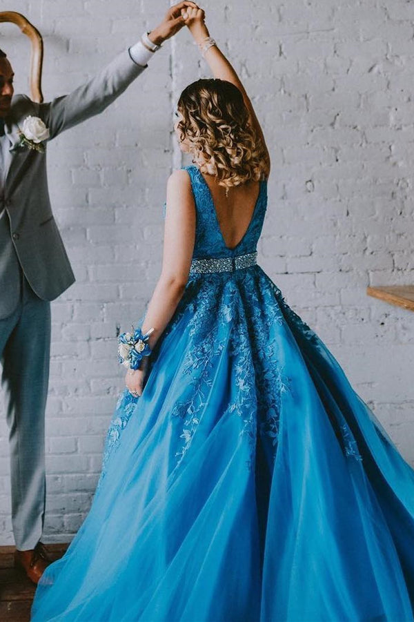 Sky Blue Deep V-Neck Floral Lace A-Line Evening Gown