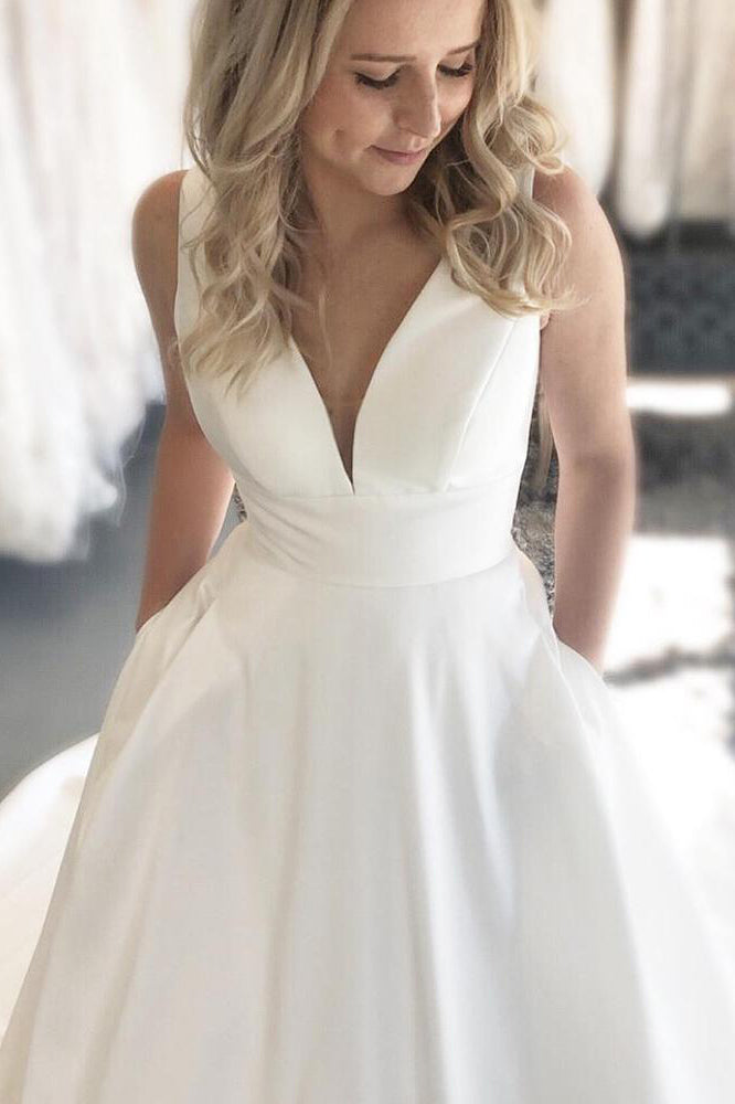 Long Open Back A-line V-Neck White Wedding Dress with Pockets FancyVestido Long Open Back A-line V-Neck White Wedding Dress with Pockets FancyVestido