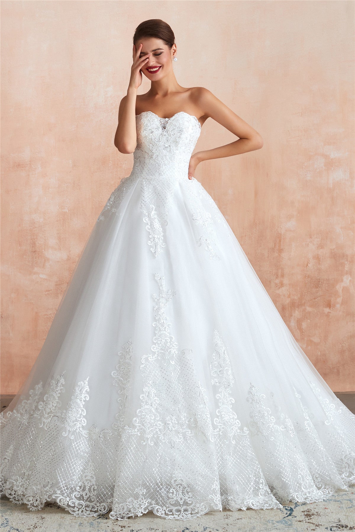 Long Sweetheart Ball Gown White Wedding Dress with Lace