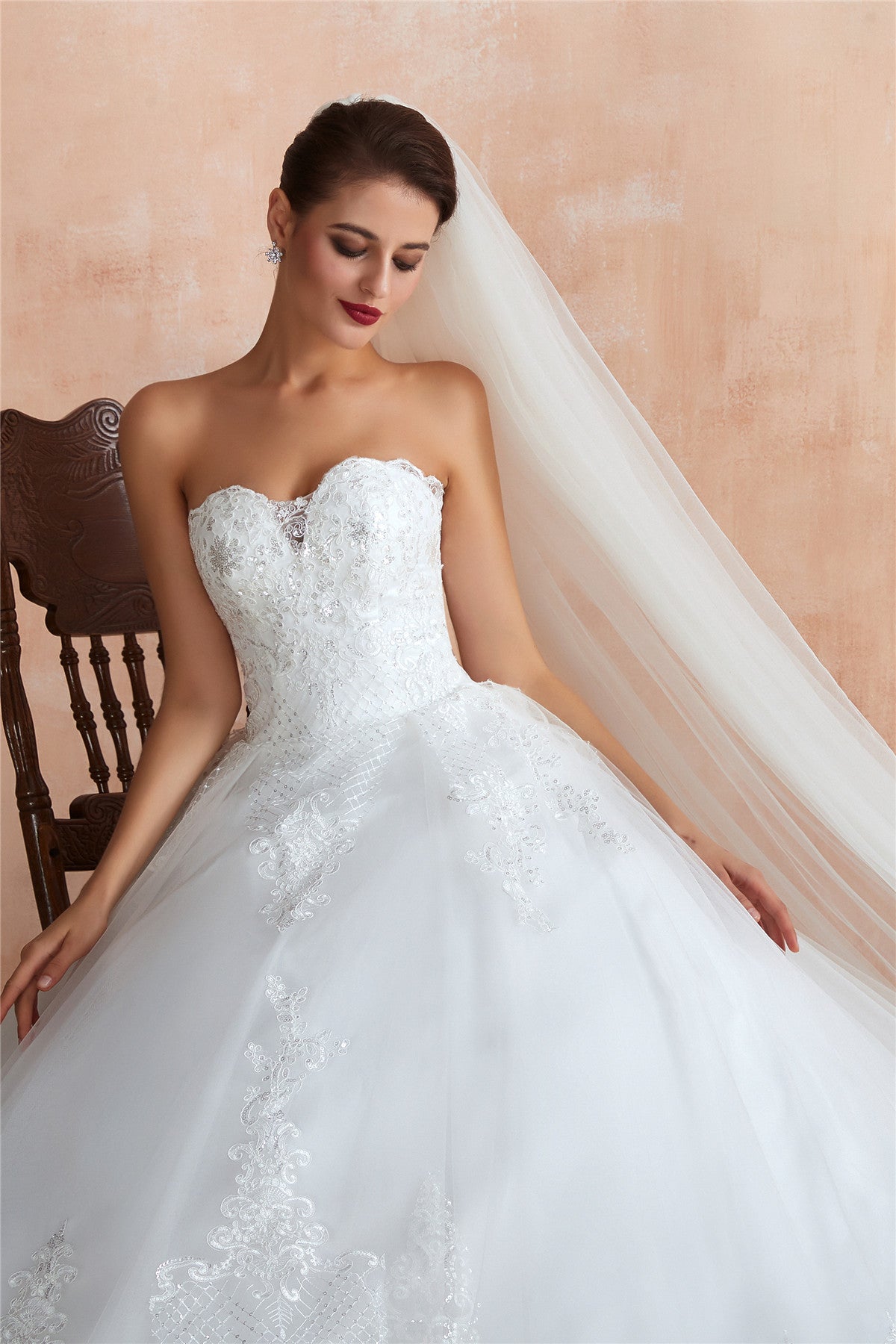 Long Sweetheart Ball Gown White Wedding Dress with Lace FancyVestido Long Sweetheart Ball Gown White Wedding Dress with Lace FancyVestido