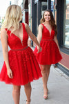 V-Back Beading Belt Red Homecoming Dress with Appliques