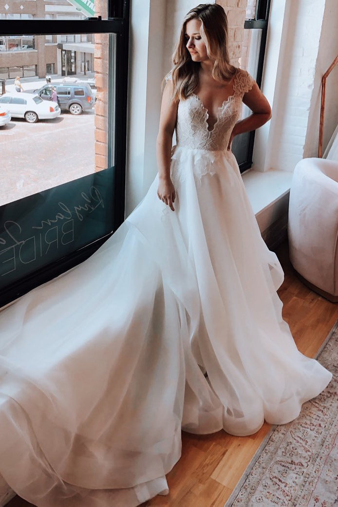 Princess Long A-line Cap Sleeves White Wedding Dress with Lace FancyVestido Princess Long A-line Cap Sleeves White Wedding Dress with Lace FancyVestido
