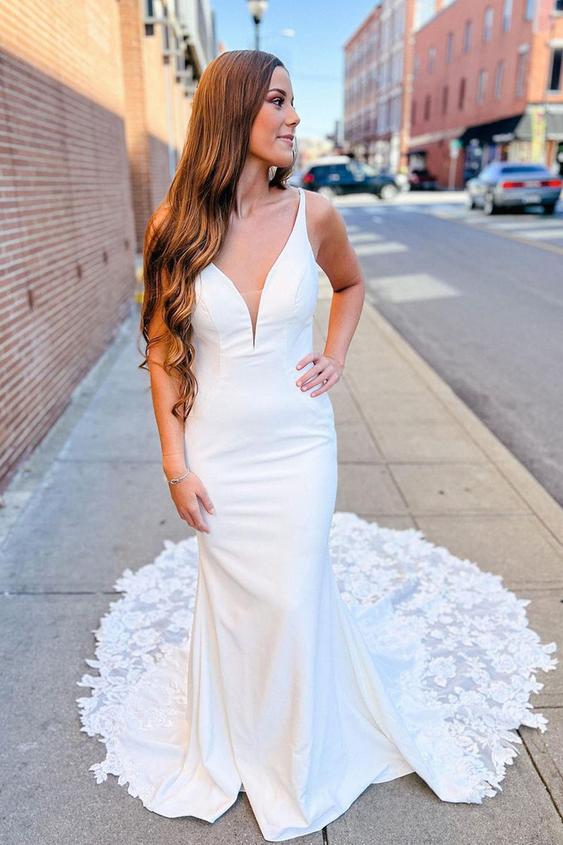 Mermaid V-Neck White Wedding Dress with Appliques