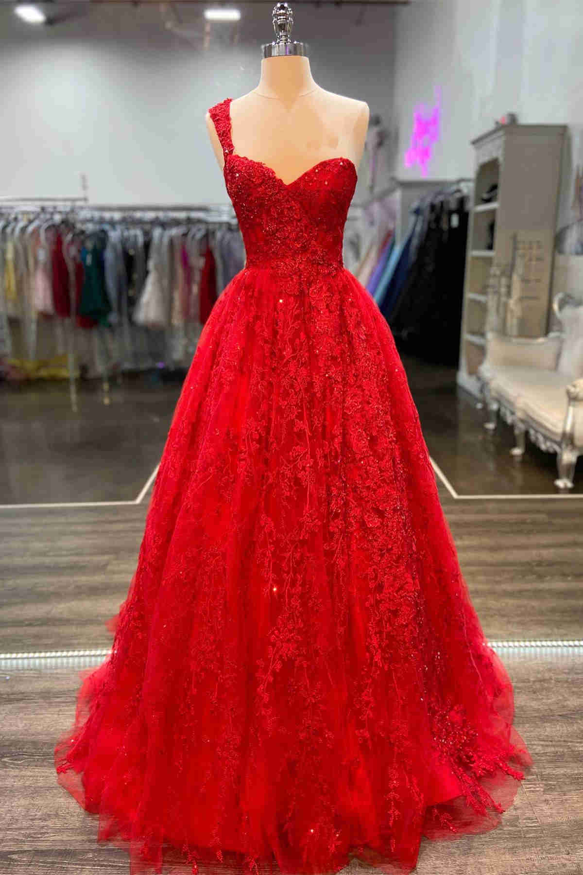 Elegant One Shulder Red Appliques Long Formal Dress