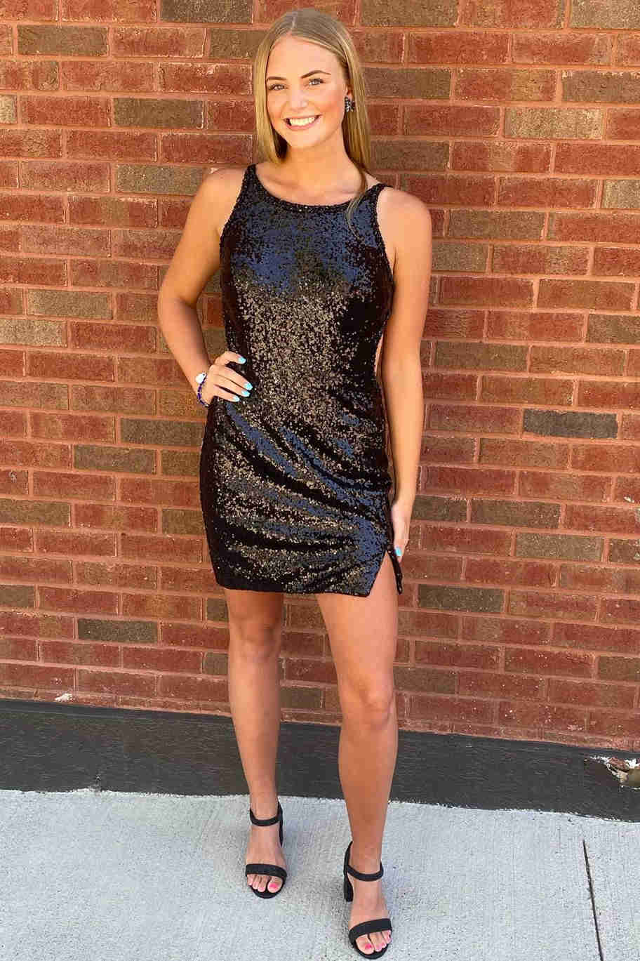 This tight short homecoming dress features hater neckline and sequins. –  FancyVestido