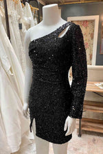 Cut Out Long Sleeve Black Sequins Tigth Homecoming Dress