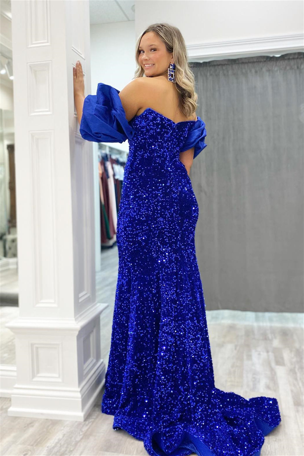 Royal Blue Mermaid Off-the-Shoulder Puff Sleeves Sequins Long Prom Dress