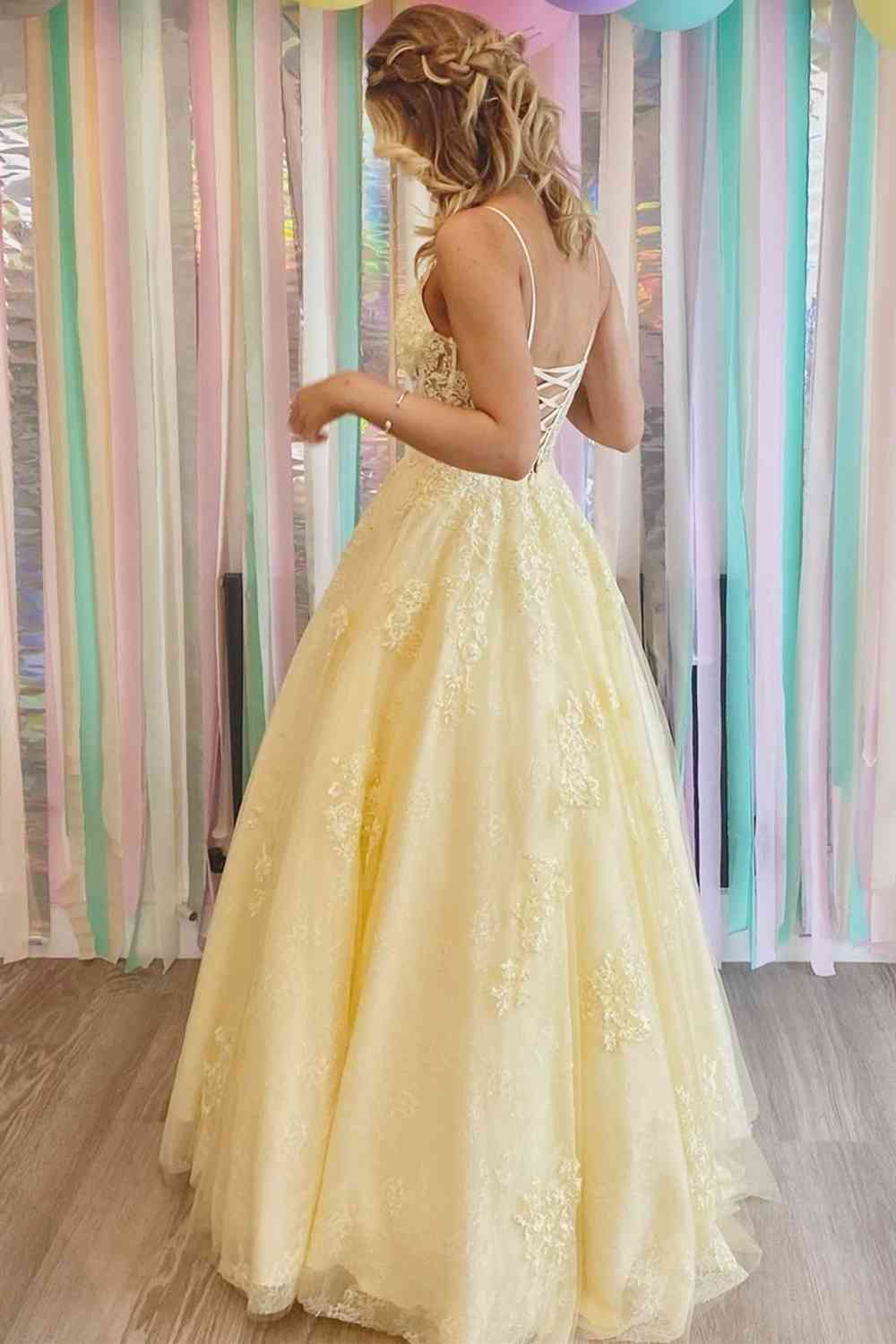 Lace-Up Yellow V-Neck Appliques A-Line Long Formal Dress FancyVestido Lace-Up Yellow V-Neck Appliques A-Line Long Formal Dress FancyVestido